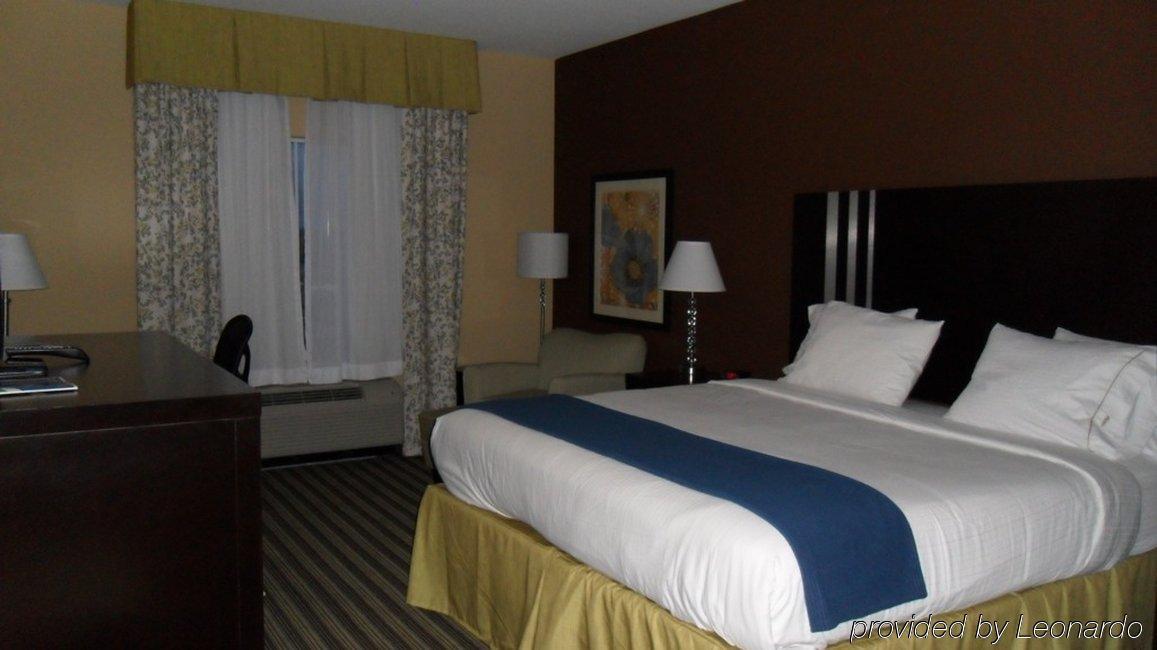 Holiday Inn Express Columbia By Ihg Room photo