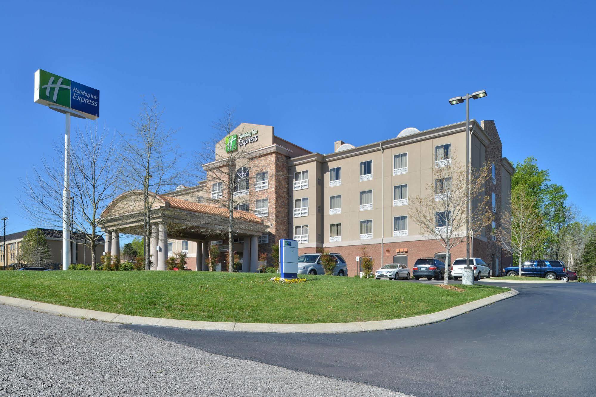 Holiday Inn Express Columbia By Ihg Exterior photo